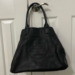 Tory Burch Authentic hobo leather bag.